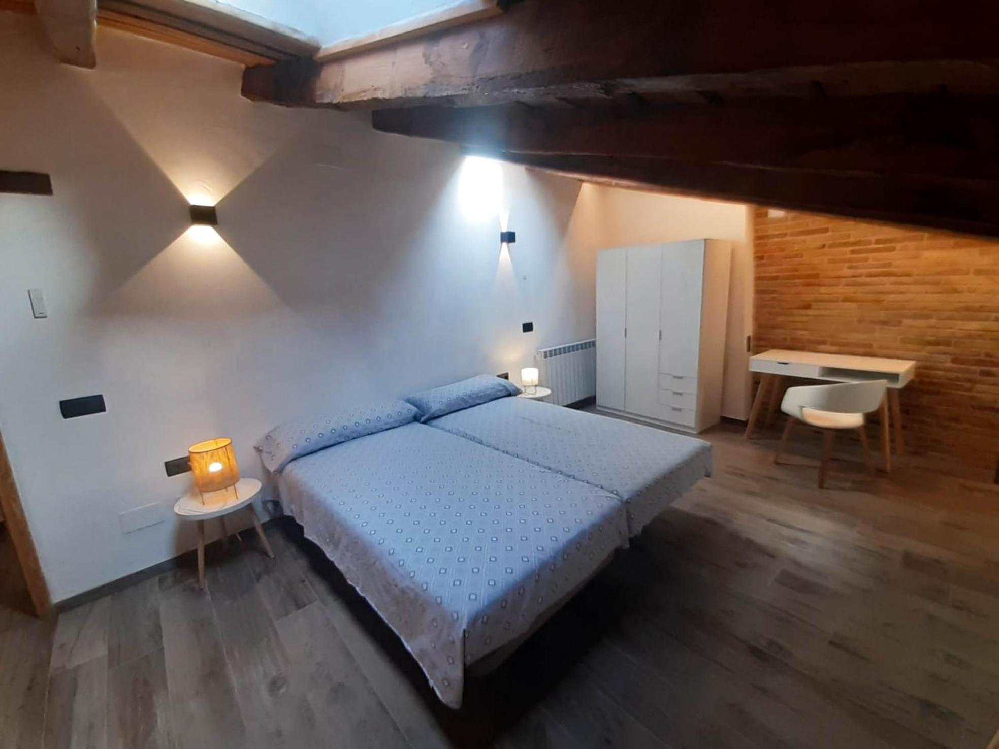 Niu De Queralt Apartman Vic Kültér fotó