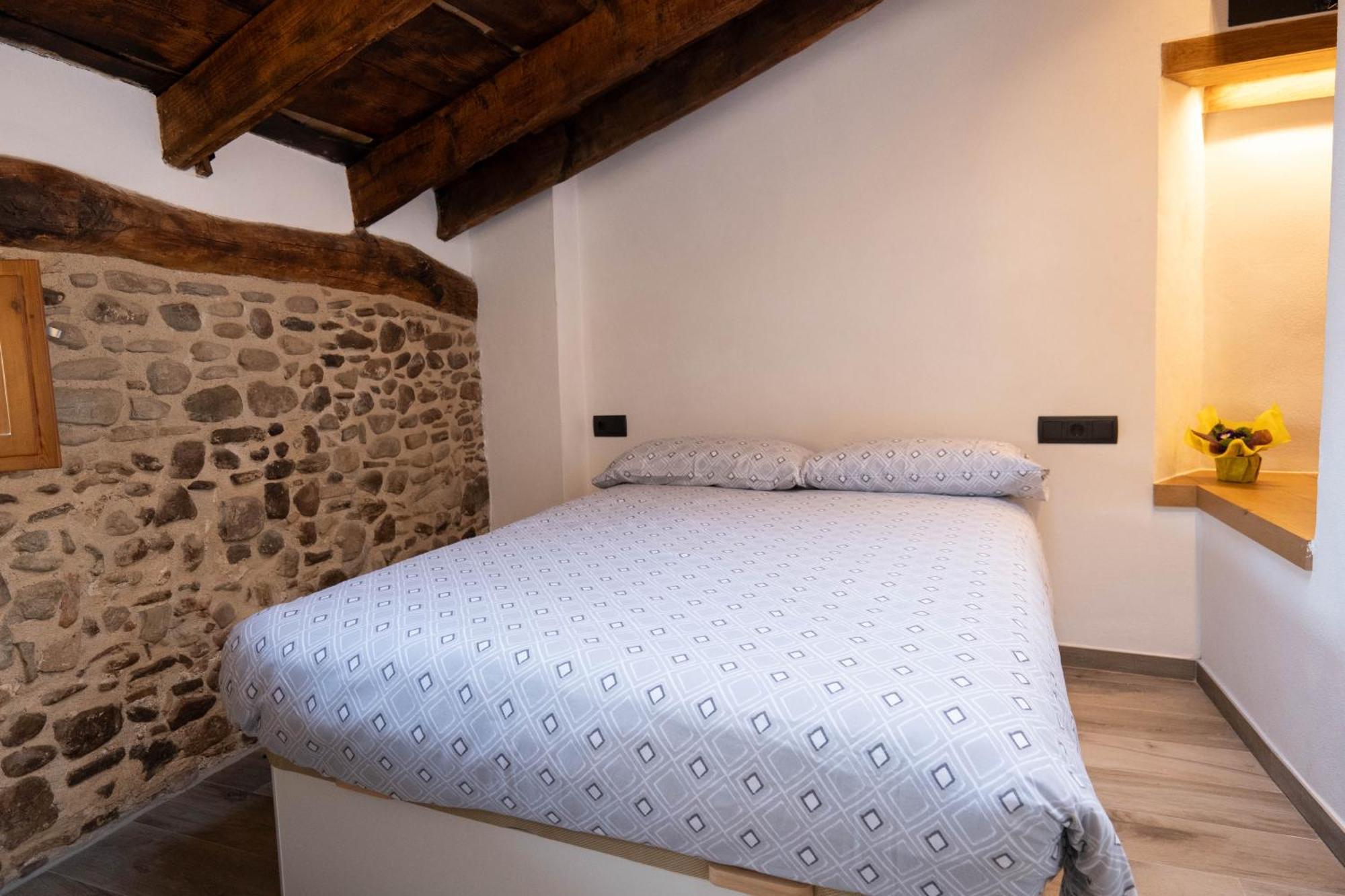Niu De Queralt Apartman Vic Kültér fotó